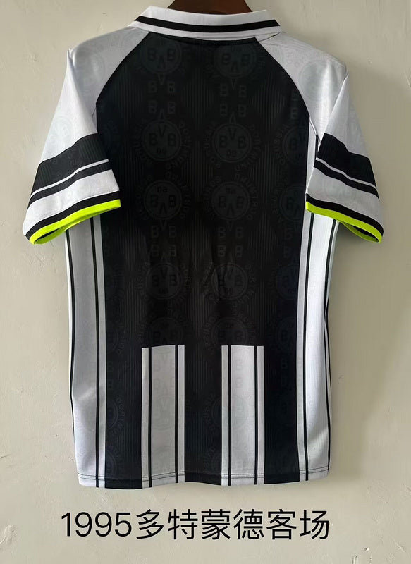 Dortmund Visitante 95-96