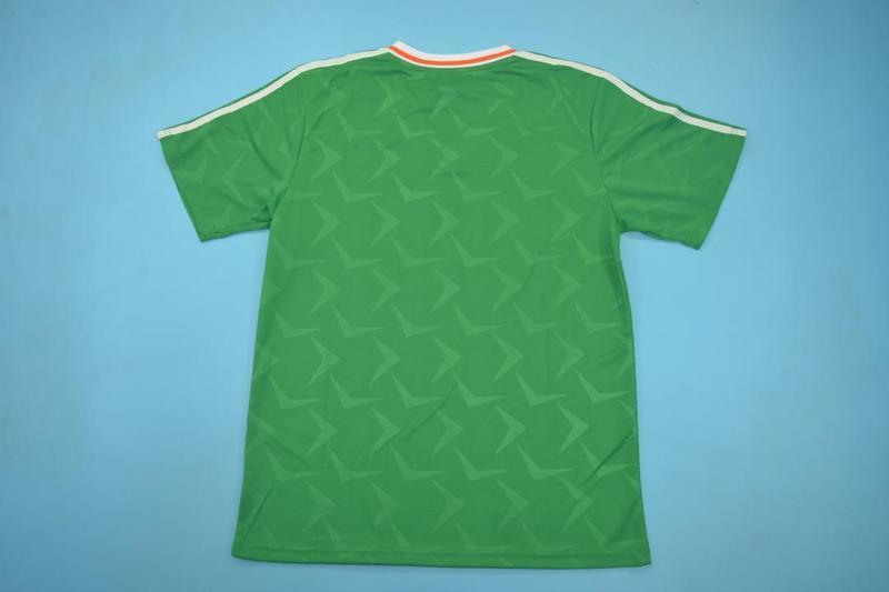 Irlanda Local 1990