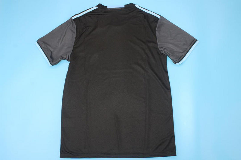 Ajax Visitante 16-17