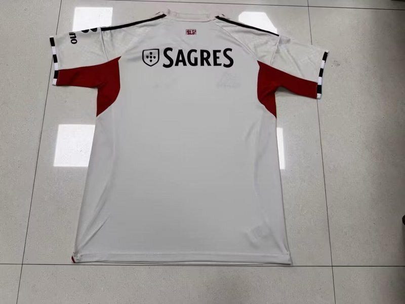 Benfica Visitante 25-26