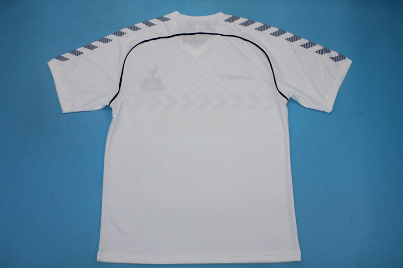 Tottenham Local 86-87