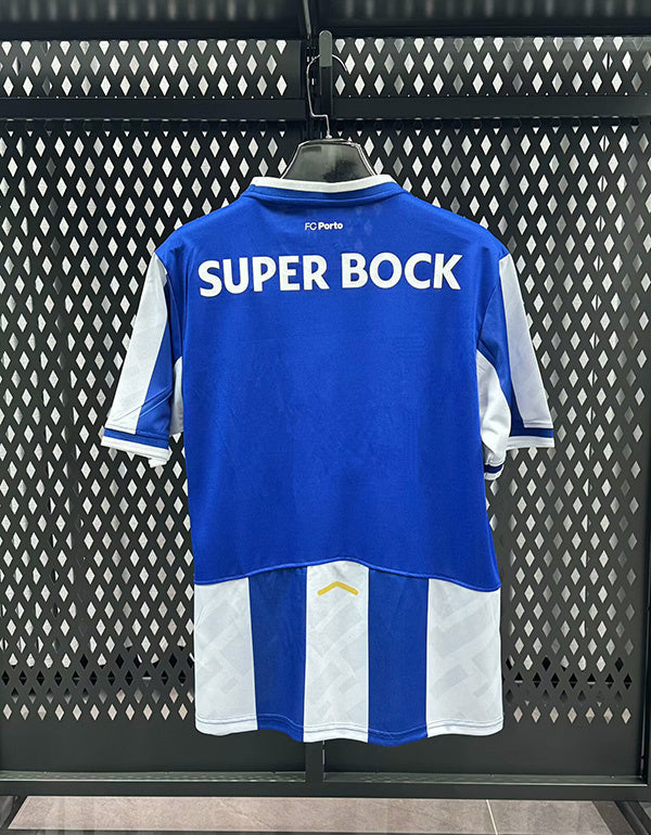 Oporto Local 25-26