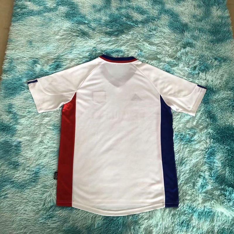 Lyon Local 01-02