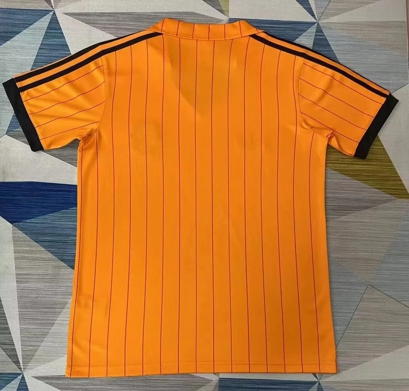 Holanda Local 74-84
