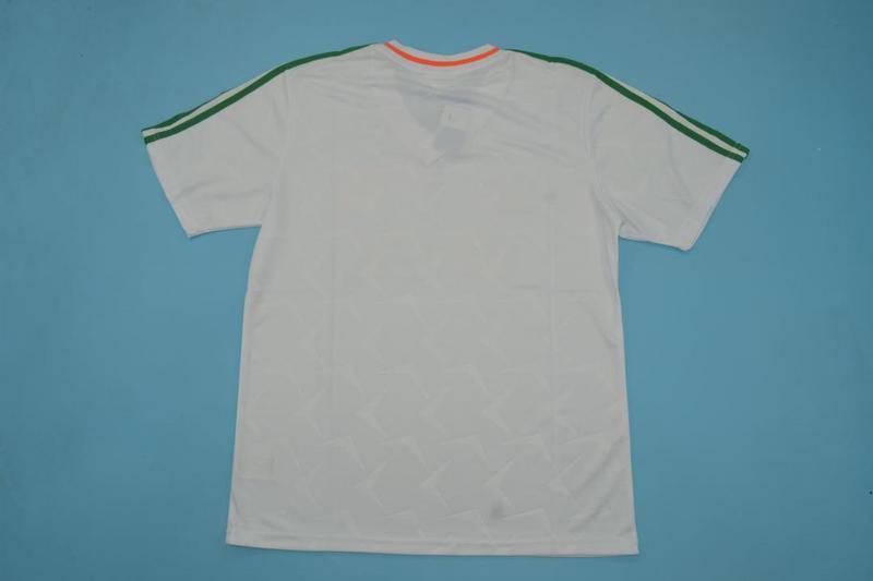 Irlanda Visitante 1990