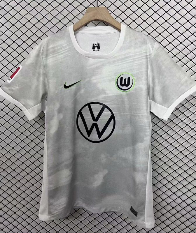Wolfsburg Visitante 25-26