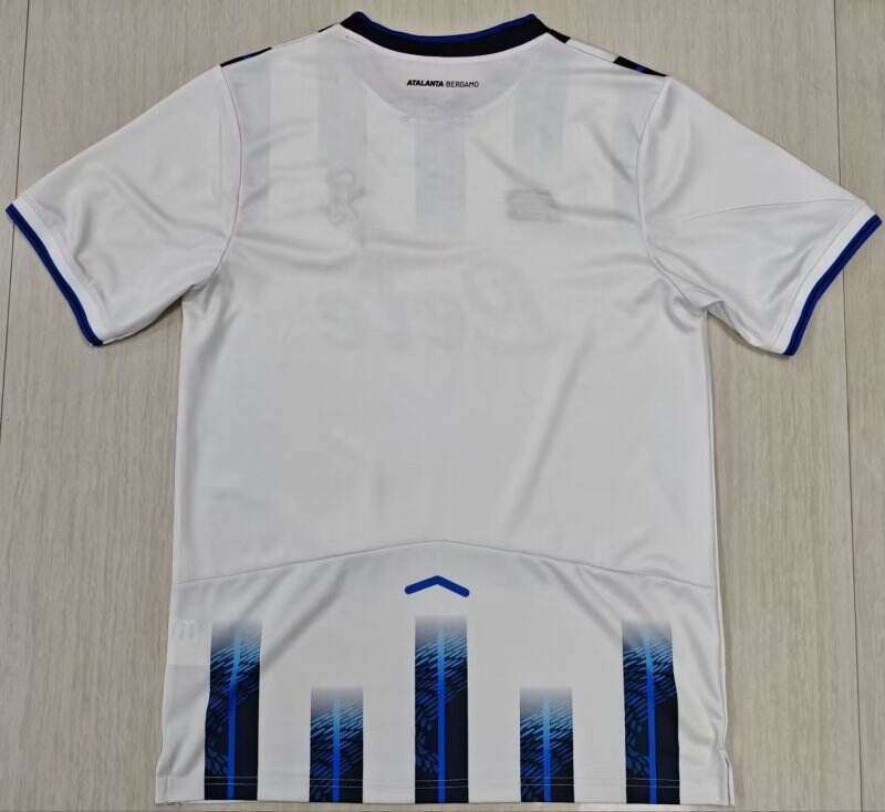 Atalanta Visitante 25-26