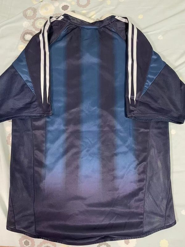 Newcastle Visitante 04-05