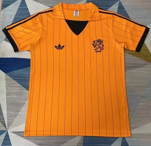 Holanda Local 74-84