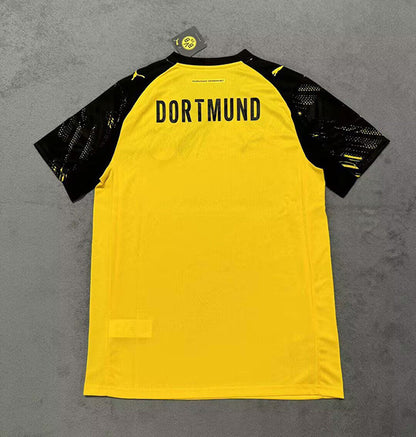 Borussia Dortmund Local 25-26
