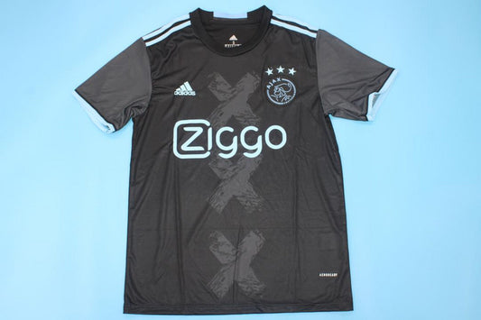 Ajax Visitante 16-17