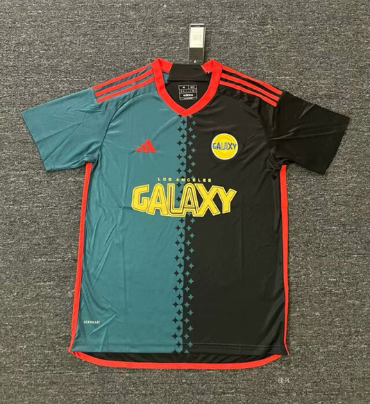 LA Galaxy Tercera 25-26