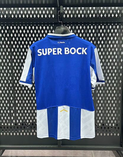 Oporto Local 25-26