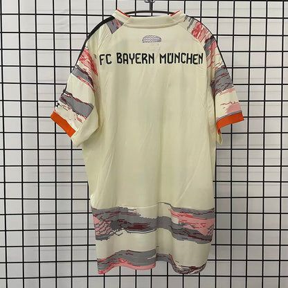 Bayern Munich Visitante 25-26