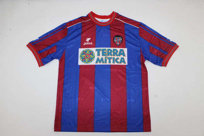 Levante Local 99-00
