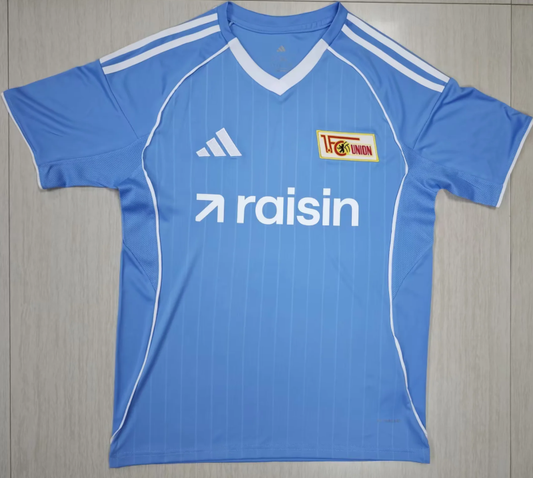Union Berlin Tercera 25-26