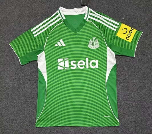 Newcastle Visitante 25-26